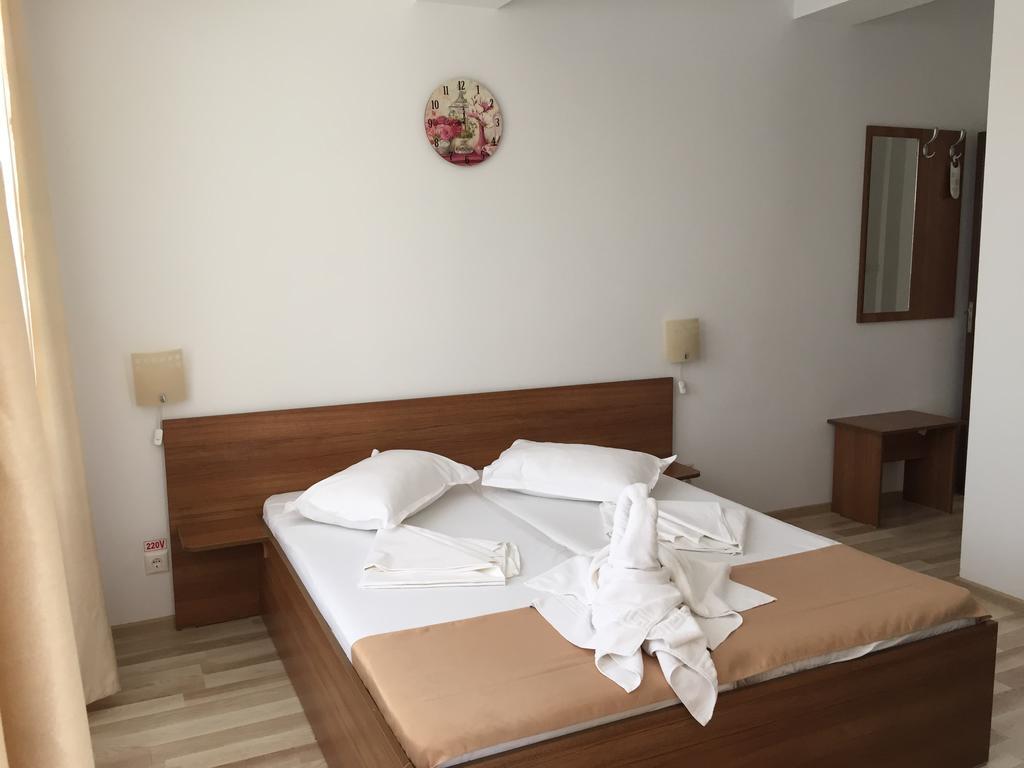Hotel Mihaela Mamaia Oda fotoğraf