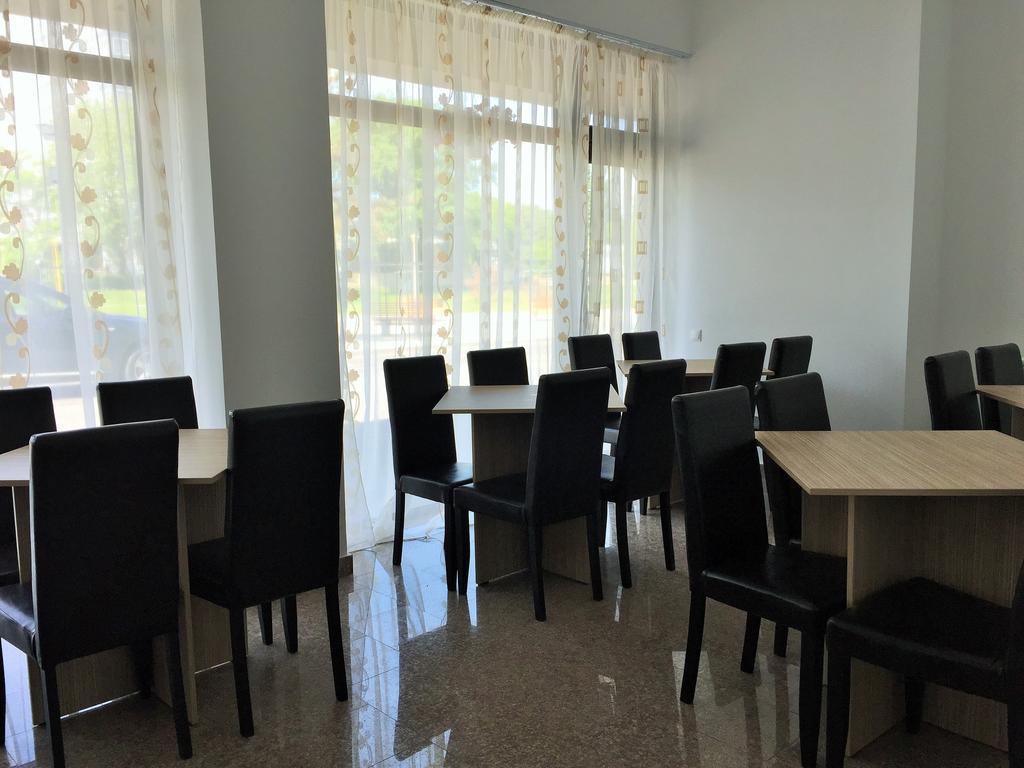 Hotel Mihaela Mamaia Dış mekan fotoğraf